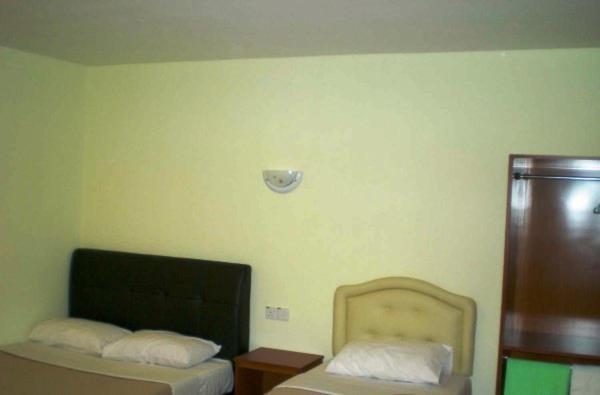 Ten Inn Kuala Terengganu Chambre photo